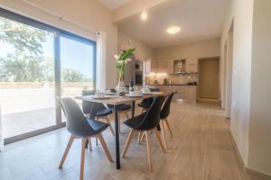 Η κουζίνα ή μικρή κουζίνα στο Amarantos House