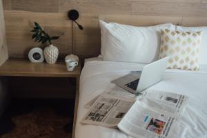 The Preston House and Hotel客房内的一张或多张床位