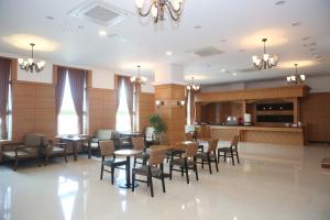 Area lounge atau bar di Uljin Grand Hotel