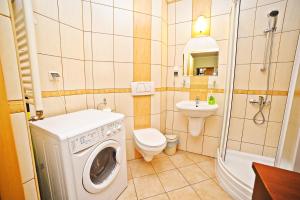 Kúpeľňa v ubytovaní Apartamenty Haffnera by Grand Apartments