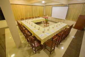 Majoituspaikan Inle Apex Hotel työ- tai konferenssitilat
