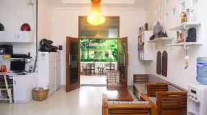 Dapur atau dapur kecil di Andelis Homestay