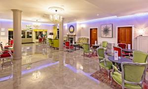 Predel za sedenje v nastanitvi Brook Lodge Boutique Hotel