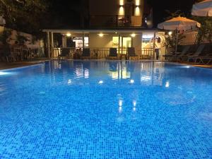 The swimming pool at or close to Göcek Centre Hotel