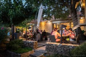 Επισκέπτες που μένουν στο Abbaye Sylva Plana