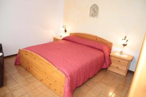 Albergo diffuso Valcellina e Val Vajont in Claut房間的床
