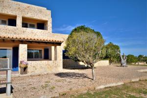 Photo de la galerie de l'établissement Siamoformentera Donatella, à San Ferran de Ses Roques