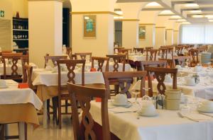 Un restaurant sau alt loc unde se poate mânca la Hotel Albatros