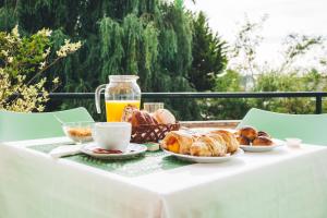 Opsi sarapan yang tersedia untuk tamu di Hotel Larverde