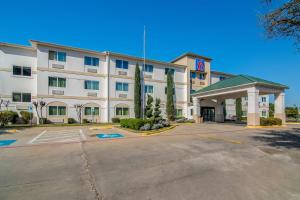 Foto da galeria de Motel 6-Dallas, TX - North - Richardson em Dallas