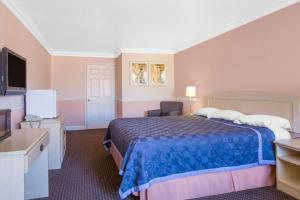 Photo de la galerie de l'établissement Super 8 by Wyndham Hayward Downtown, à Castro Valley