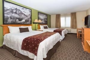 Gallery image of Super 8 by Wyndham Wheatland Wyoming in Wheatland +21 photos