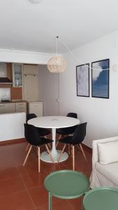 Kuchyň nebo kuchyňský kout v ubytování Apartments Mar de Tossa
