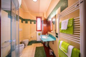 Ένα μπάνιο στο Apartment Margherita +25 φωτογραφίες