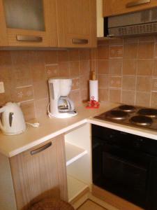 Kuchyňa alebo kuchynka v ubytovaní Maridatis Apartments