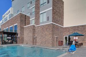 Bazén v ubytování Hyatt Place Dallas/The Colony nebo v jeho okolí