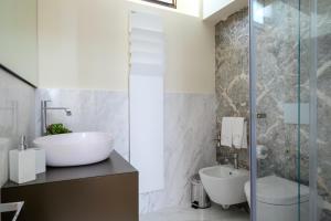 A bathroom at Ca' Moro Salina Még 27 kép