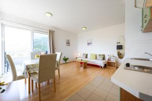 Posedenie v ubytovaní Apartments Red Coral Cavtat