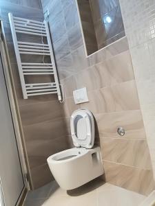 Un baño de Apartments Vukovic