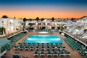 obraz basenu w ośrodku w obiekcie Bitacora Lanzarote Club w Puerto del Carmen