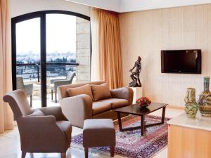 Area soggiorno di Dan Jerusalem Hotel