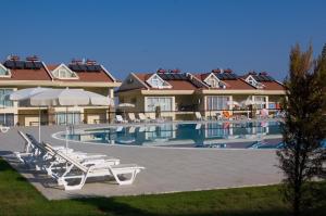 Piscina en o cerca de Orka Park Complex