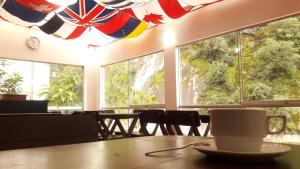 
A restaurant or other place to eat at Casa Machu Picchu Hostel

