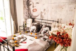 Postel nebo postele na pokoji v ubytování Fantastic Apartment Marilyn Orlando 85