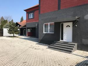 Budova, kde se apartmán nachází