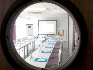 The business area and/or conference room at Kyriad Perpignan Sud