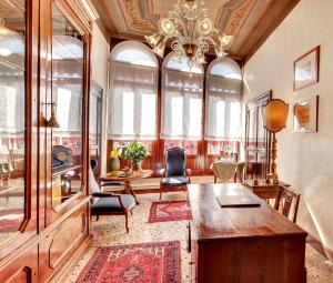 Posezení v ubytování Palazzo Schiavoni Residenza d'epoca & Suite-Apartments