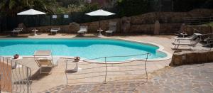 A piscina localizada em Bados Mare ou nos arredores
