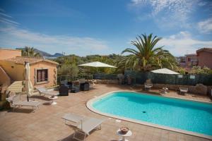 A piscina localizada em Bados Mare ou nos arredores