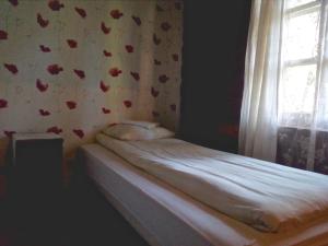 Postel nebo postele na pokoji v ubytování Vango Holiday Village