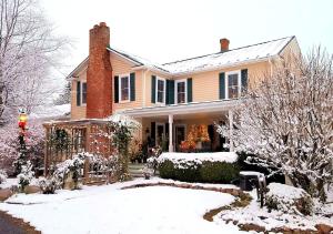 Piney Hill B & B and Cottages om vinteren