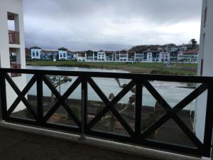 Fotografie z fotogalerie ubytování Bonito apartamento al lado playa con vistas al lago, al lado de San Juan de Luz. v destinaci Ciboure