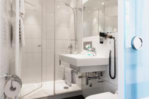 Koupelna v ubytování Parkhotel Schillerhöhe
