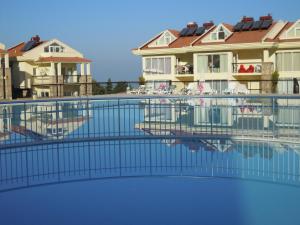 Piscina en o cerca de Orka Park Complex