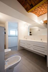 Koupelna v ubytování Hossies Hof - Luxus Ferienwohnung Alter Stall