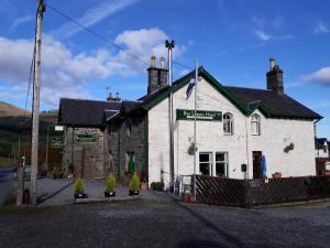 Ben Lawers Hotel