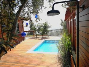 Piscina di First Light Cabins o nelle vicinanze