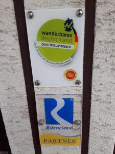 Certifikát, hodnocení, plakát nebo jiný dokument vystavený v ubytování Pension / Ferienwohnungen Scheid