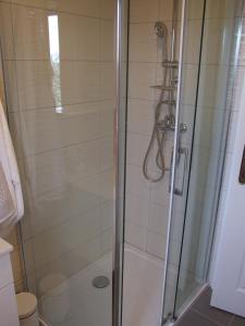Bilik mandi di Holiday Home Katia +53 gambar