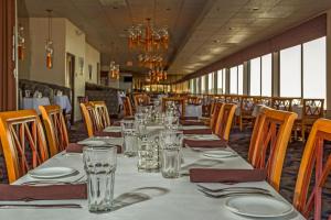 Reštaurácia alebo iné gastronomické zariadenie v ubytovaní Shilo Inn Suites Newport
