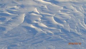 山ノ内町にある志賀パレスホテルの雪山の空中風景