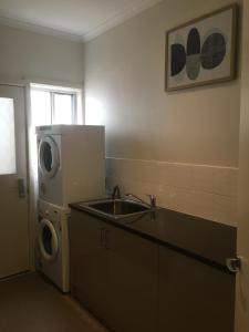 Φωτογραφία από το άλμπουμ του Mount Gambier Apartment - 1206 σε Mount Gambier