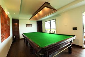 Τραπέζι μπιλιάρδου στο 7 BHK Luxury Heritage Villa - Rock Ooty