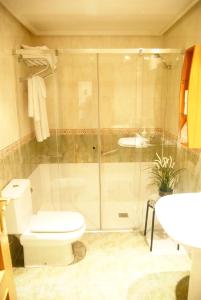 Kúpeľňa v ubytovaní Apartamentos Turisticos ARCH