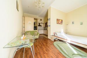 Postel nebo postele na pokoji v ubytování Kiev Centre Apartments