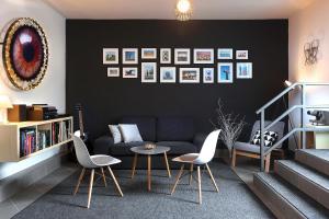 Posezení v ubytování Floyd Room